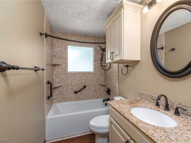 13901 Franklyn Boulevard, Brook Park, OH 44142 Photo 16