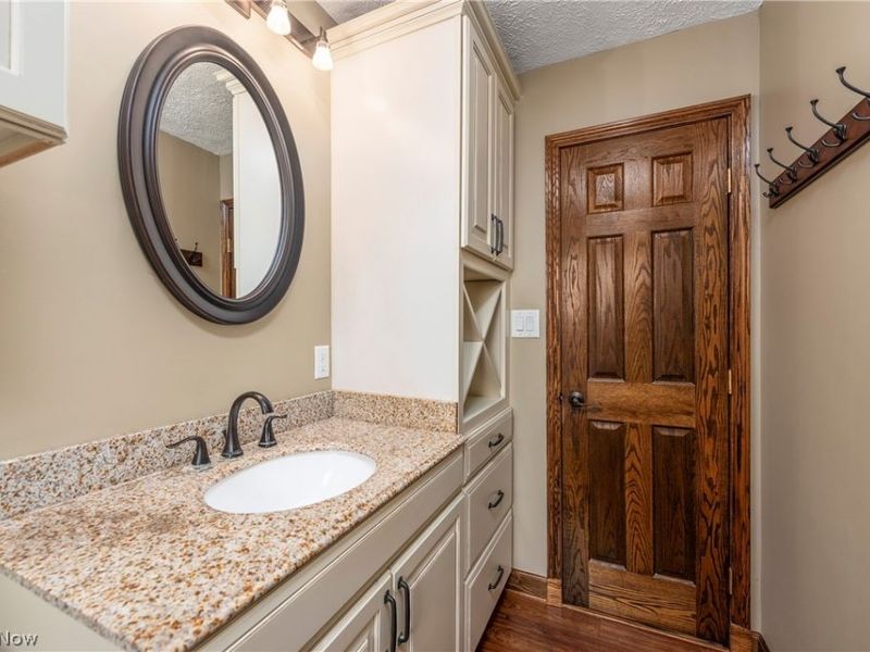 13901 Franklyn Boulevard, Brook Park, OH 44142 Photo 17