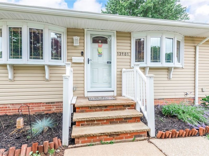 13901 Franklyn Boulevard, Brook Park, OH 44142 Photo 2