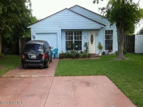 1711 SW 85th Avenue , Miramar, FL 33025