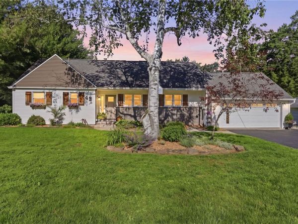 42 Everett Drive, Rochester, NY 14624