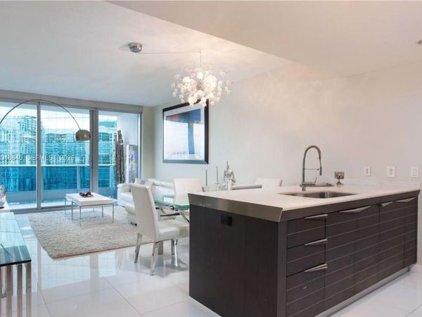200 Biscayne Boulevard Way , Unit 3209, Miami, FL 33131