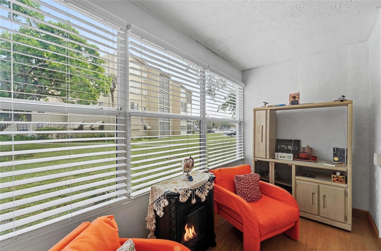 2871 Somerset Dr , Unit 103, Lauderdale Lakes, FL 33311 Photo