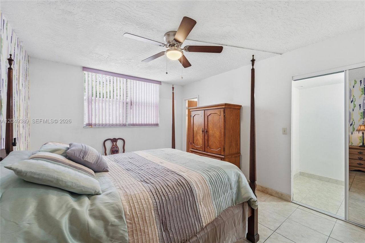 2871 Somerset Dr , Unit 103, Lauderdale Lakes, FL 33311 Photo