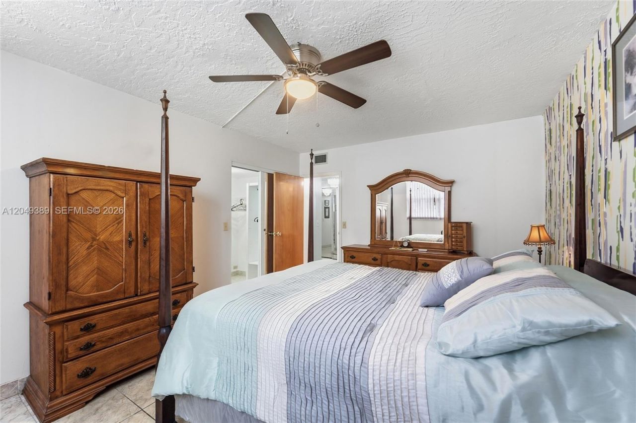 2871 Somerset Dr , Unit 103, Lauderdale Lakes, FL 33311 Photo