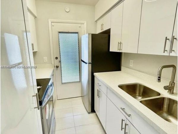 1431 S 14th Ave , Unit 208, Hollywood, FL 33020