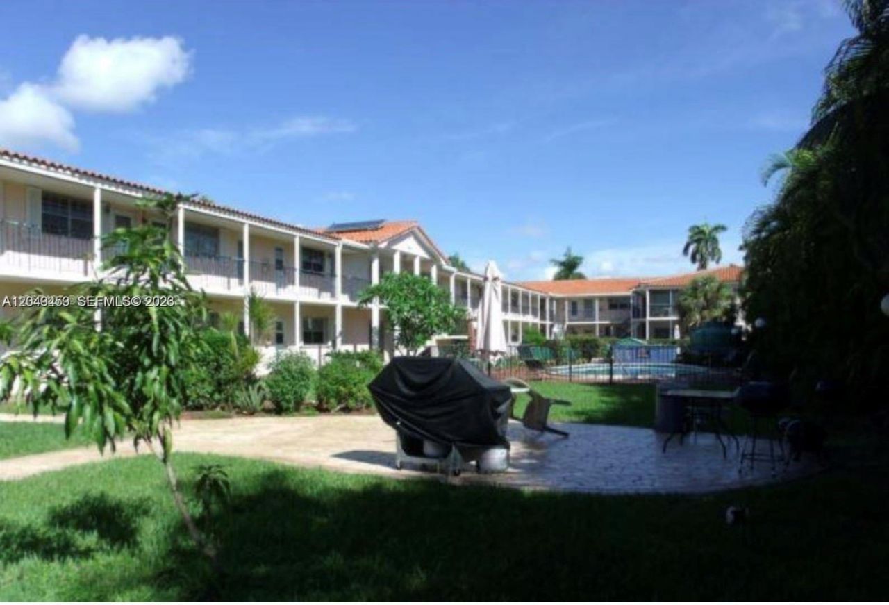 1431 S 14th Ave , Unit 208, Hollywood, FL 33020 Photo