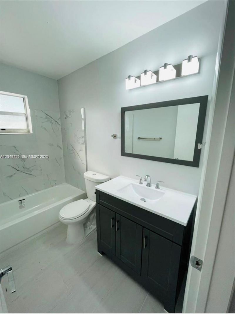 1431 S 14th Ave , Unit 208, Hollywood, FL 33020 Photo