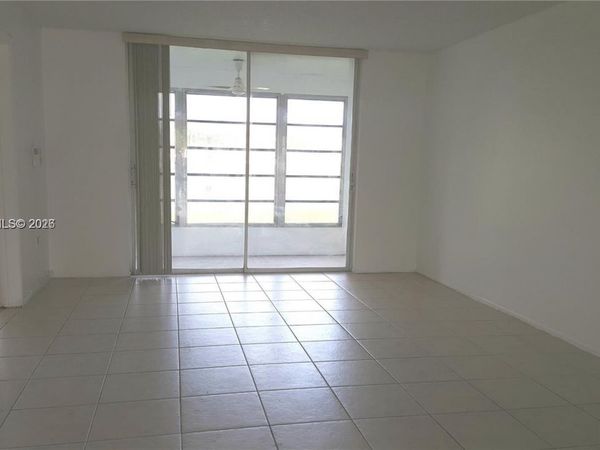 8500 Sunrise Lakes Blvd , Unit 103, Sunrise, FL 33322