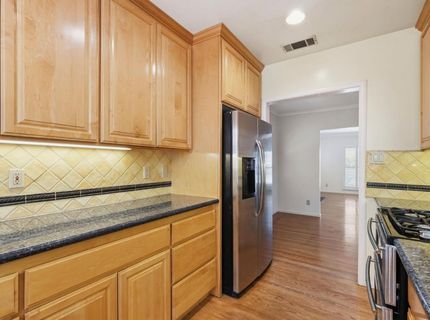 889 54th St, Sacramento, CA 95819 Photo