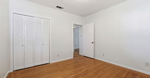 889 54th St, Sacramento, CA 95819 Photo