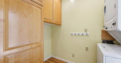 889 54th St, Sacramento, CA 95819 Photo