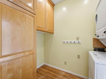 889 54th St, Sacramento, CA 95819 Photo