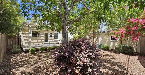 889 54th St, Sacramento, CA 95819 Photo