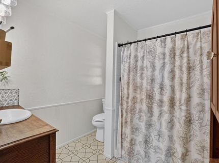 17500 E Collier Rd, Acampo, CA 95220 Photo