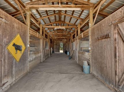 17500 E Collier Rd, Acampo, CA 95220 Photo