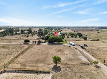 17500 E Collier Rd, Acampo, CA 95220 Photo