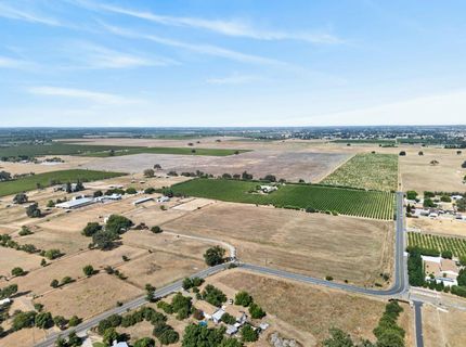 17500 E Collier Rd, Acampo, CA 95220 Photo
