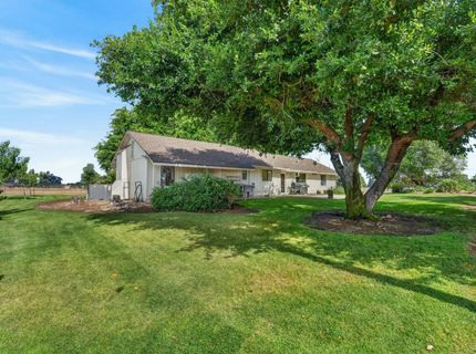 17500 E Collier Rd, Acampo, CA 95220 Photo
