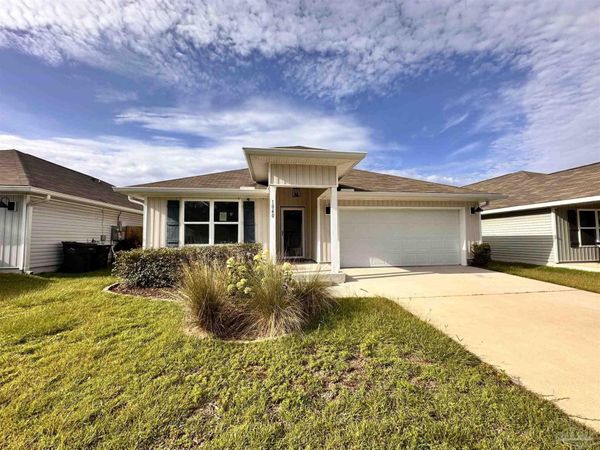 1040 Lovebird Ct, Pensacola, FL 32534