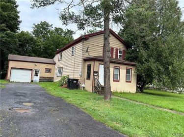 1722 Valley Drive, Syracuse, NY 13207