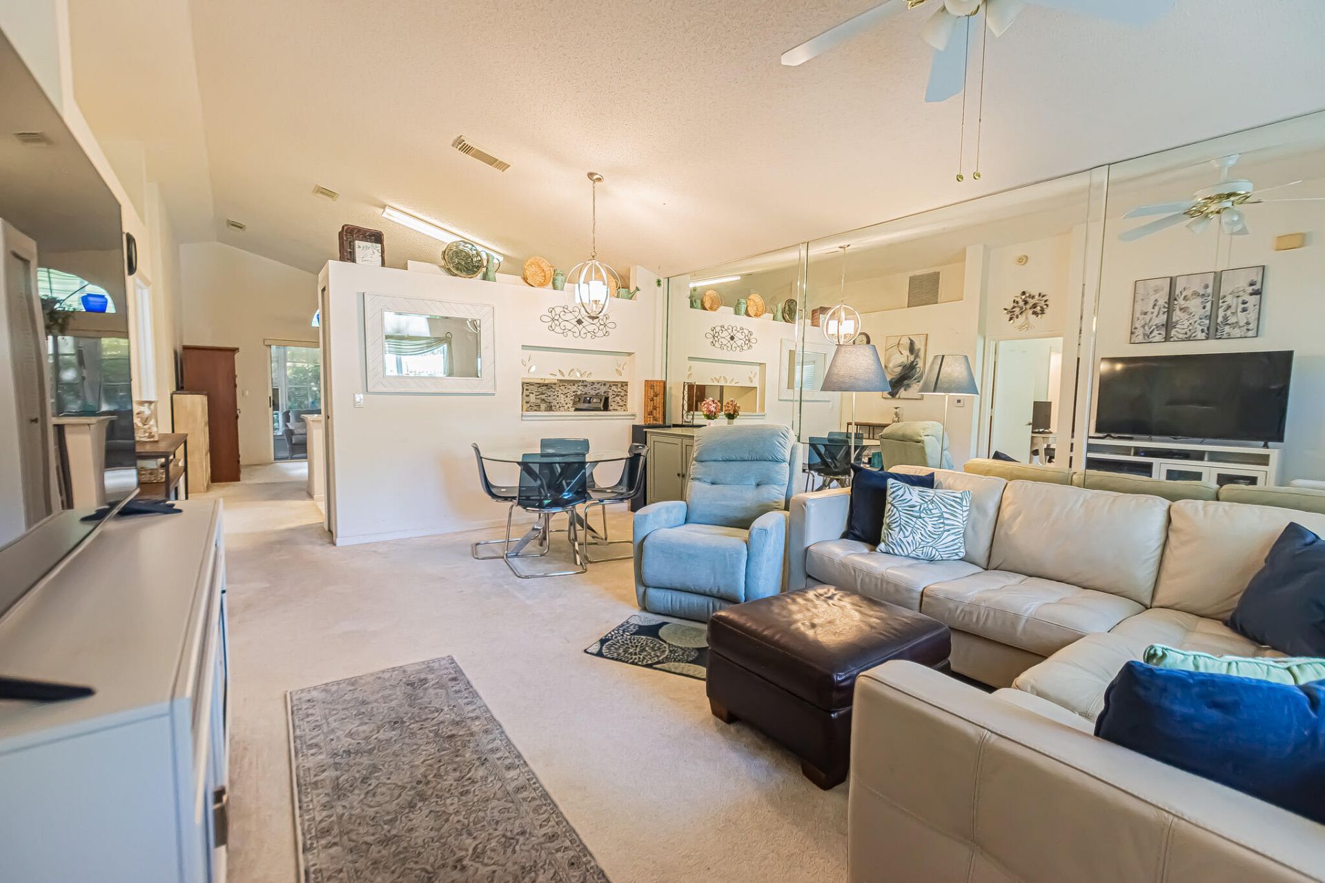 695 NW San Remo Circle, Port Saint Lucie, FL 34986 Photo