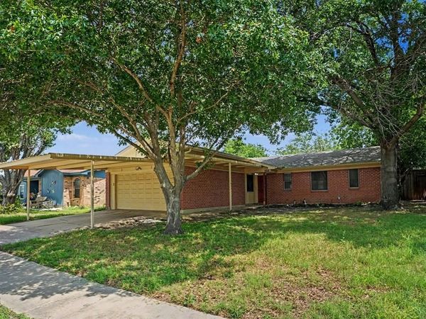 6641 Fair Meadows Drive, Watauga, TX 76148