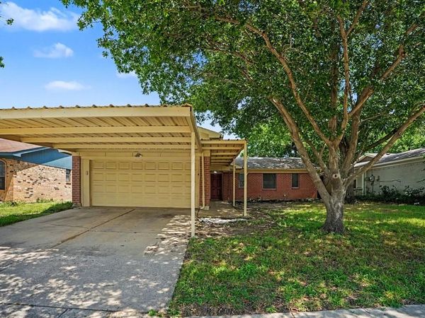 6641 Fair Meadows Drive, Watauga, TX 76148