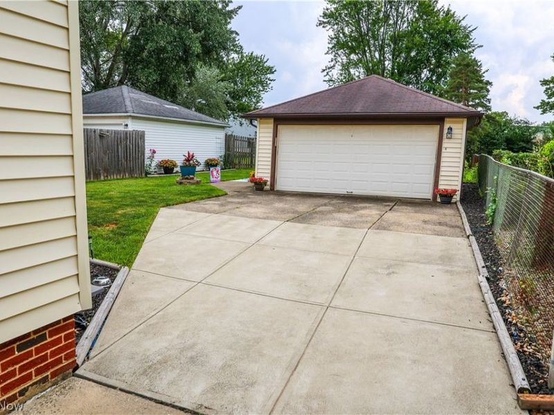 11109 Meadowbrook Drive, Parma Heights, OH 44130 Photo 28