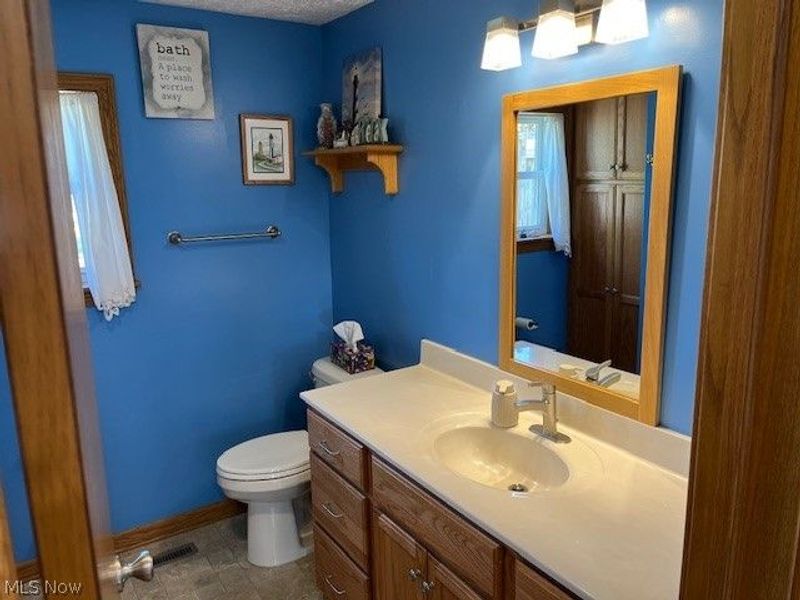 10 14th Street SW, Massillon, OH 44647 Photo 11