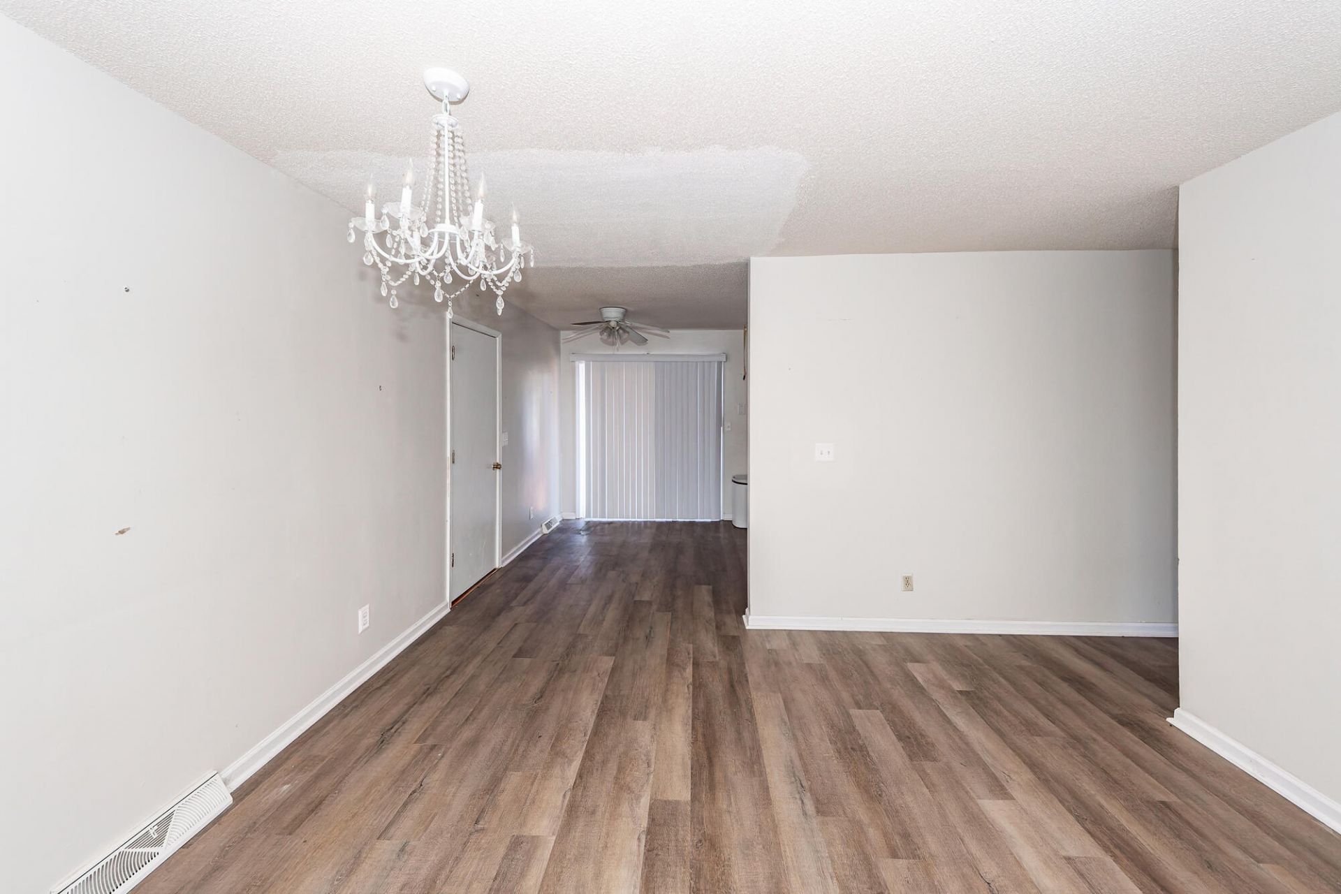 444 Academy Road Photo 4