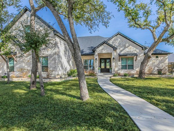111 Lago Viento LN, Belton, TX 76513