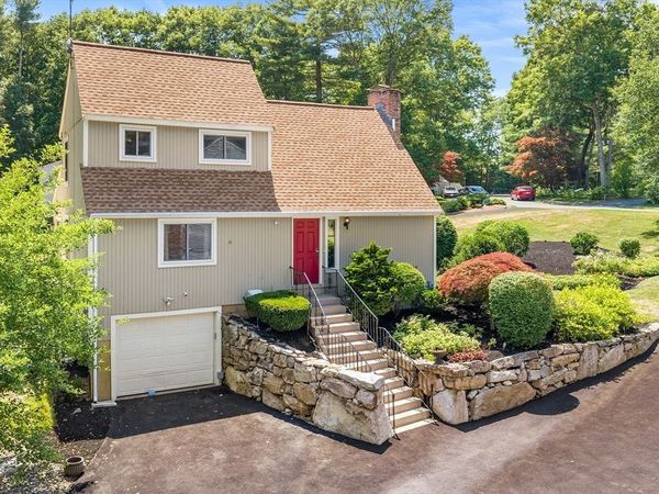 7 Sherborne Cir, Ashland, MA 01721