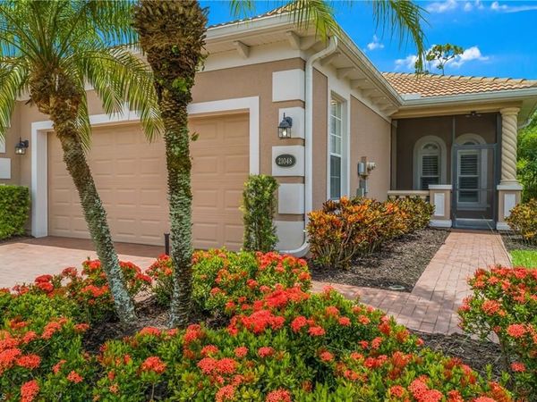 21048 Cosenza CT , ESTERO, FL 33928