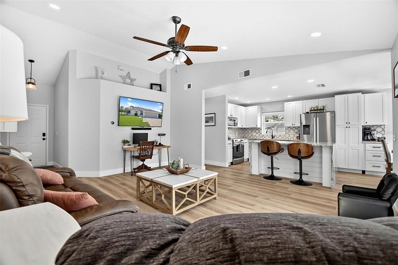 1 Round Tree Drive , Palm Coast, FL 32164 Photo