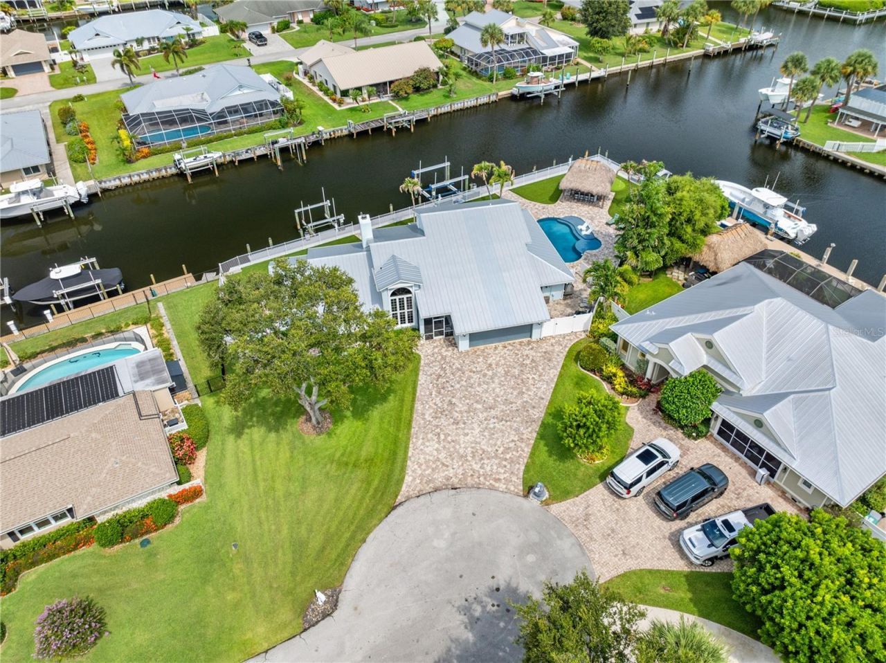 123 Queen Ann Court, Hutchinson Island, FL 34949 Photo