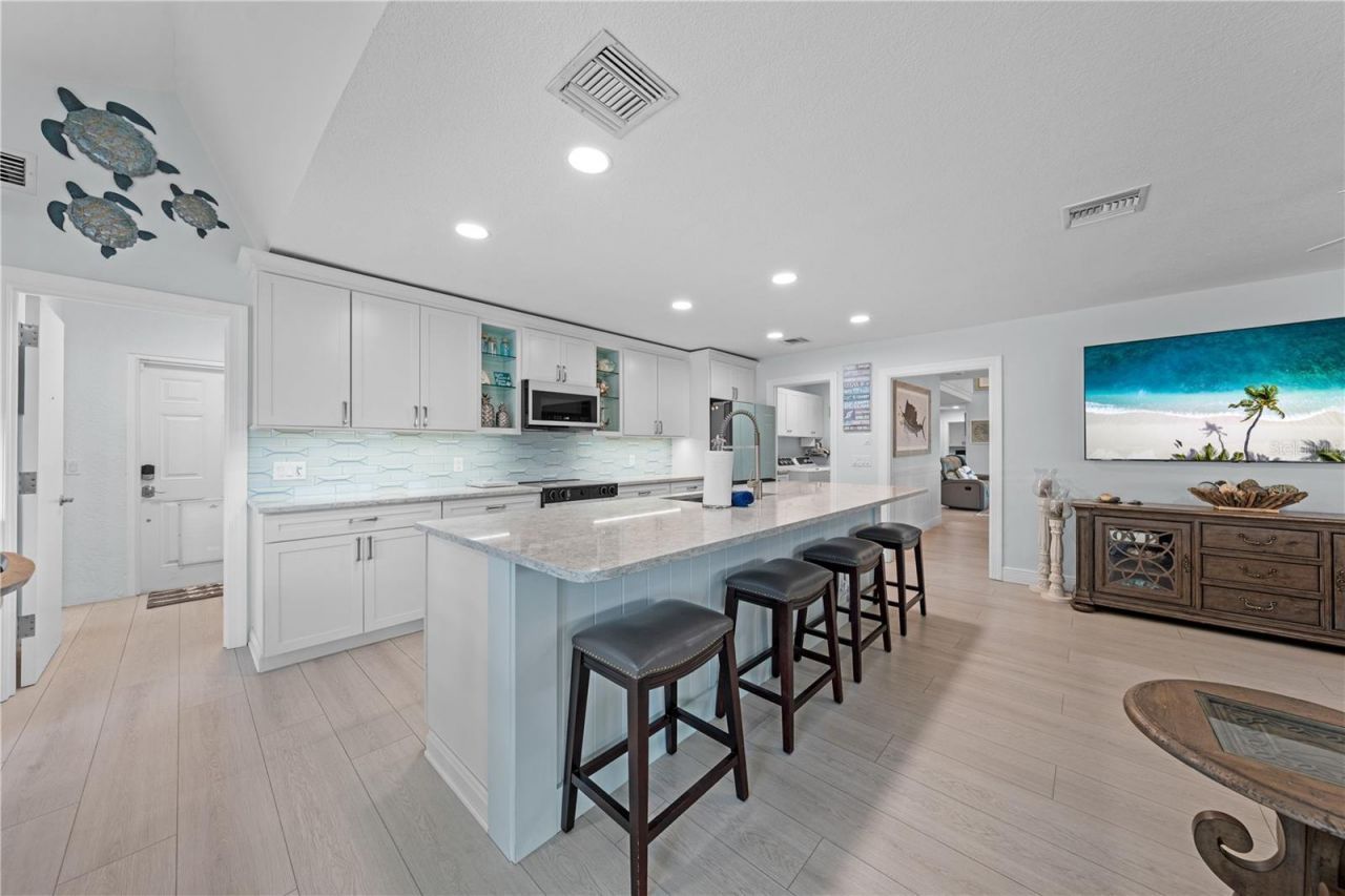 123 Queen Ann Court, Hutchinson Island, FL 34949 Photo