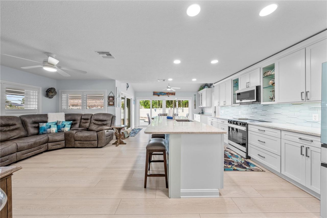123 Queen Ann Court, Hutchinson Island, FL 34949 Photo
