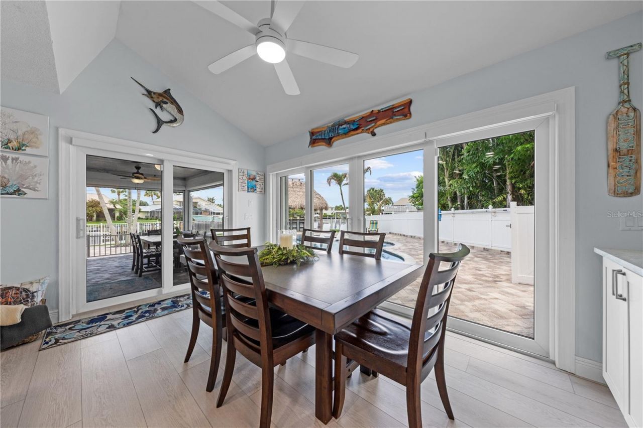 123 Queen Ann Court, Hutchinson Island, FL 34949 Photo