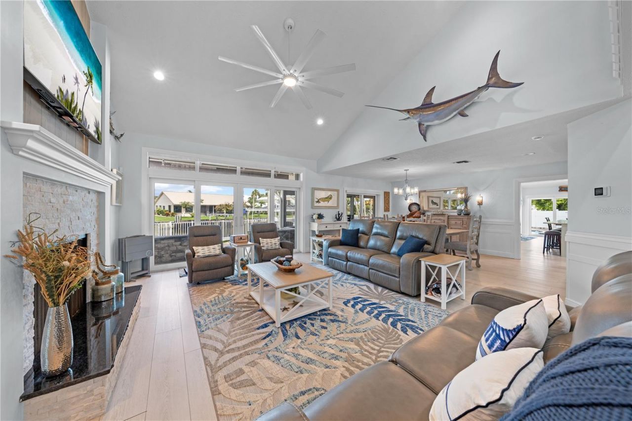 123 Queen Ann Court, Hutchinson Island, FL 34949 Photo