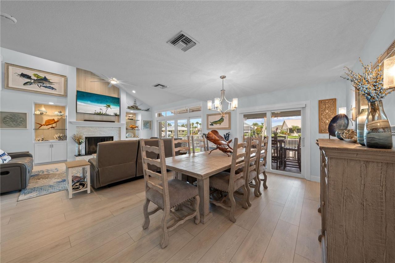 123 Queen Ann Court, Hutchinson Island, FL 34949 Photo