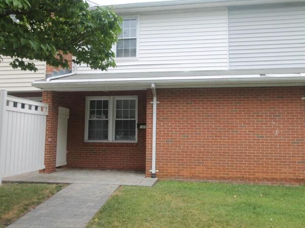 909 FOREST ST, CHARLOTTESVILLE, VA 22903
