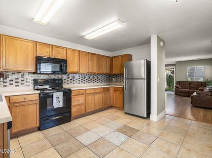 7775 Tulear Street, Reno, NV 89506 Photo
