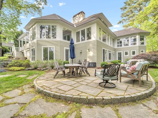 43 Country Club Way, Ipswich, MA 01938