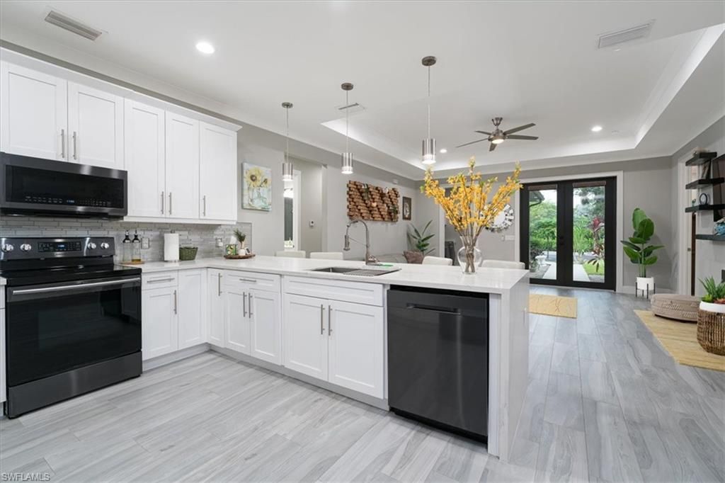 328 16th Ave Nw, Naples, FL 34120 Photo