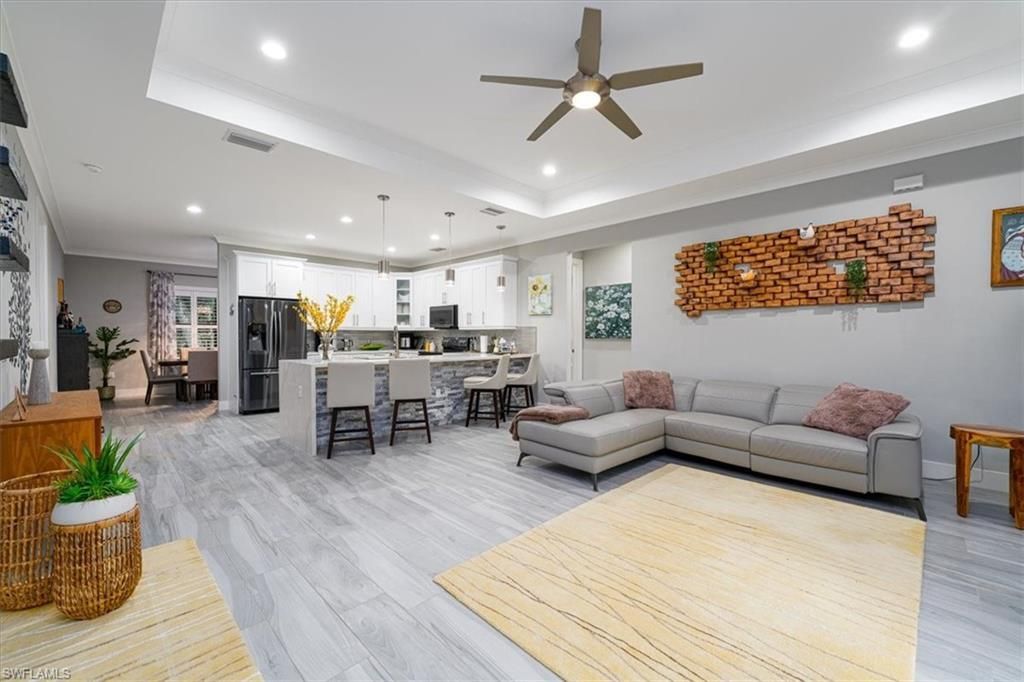 328 16th Ave Nw, Naples, FL 34120 Photo