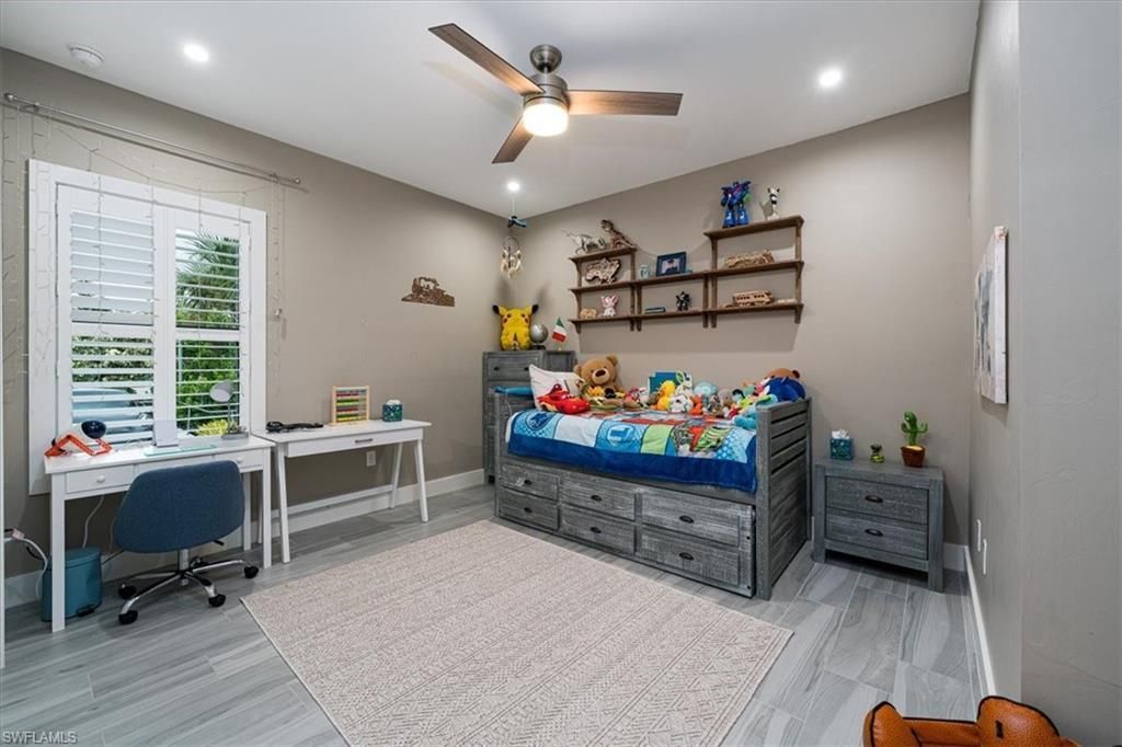 328 16th Ave Nw, Naples, FL 34120 Photo