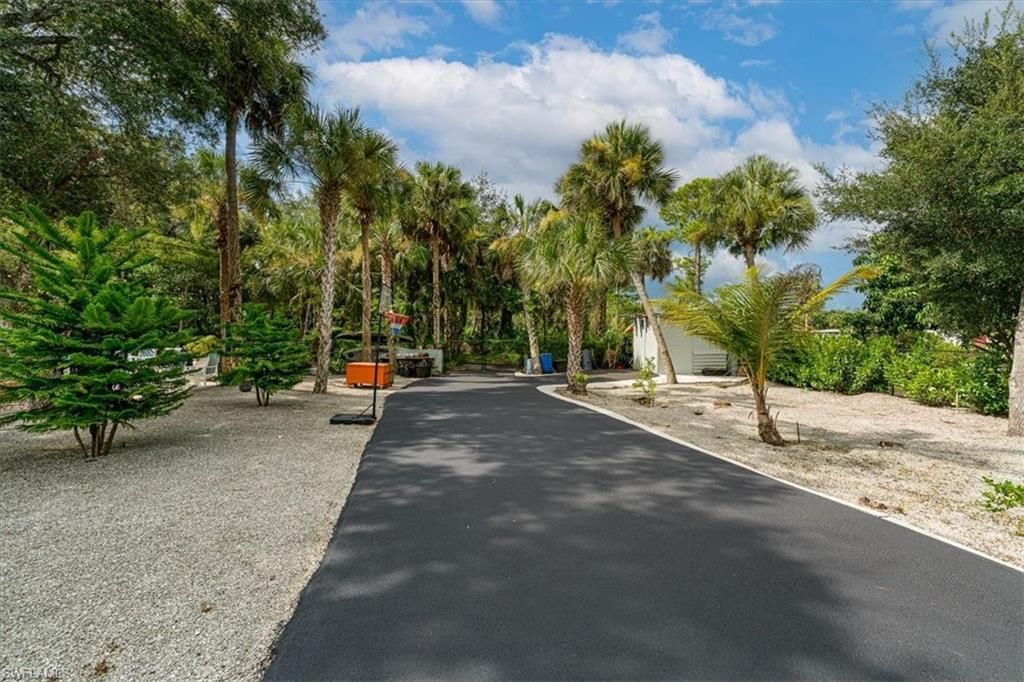 328 16th Ave Nw, Naples, FL 34120 Photo