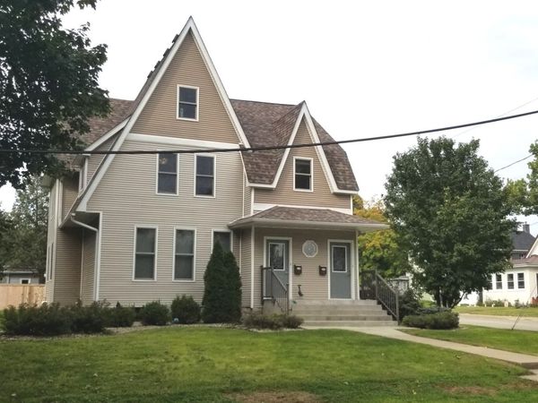 1045 Marquette Street , Unit 1, Lasalle, IL 61301