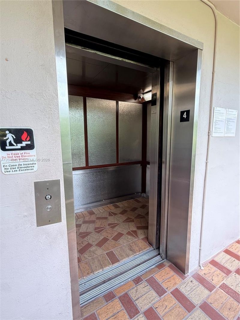 8400 SW 133rd Ave Rd , Unit 424, Miami, FL 33183 Photo